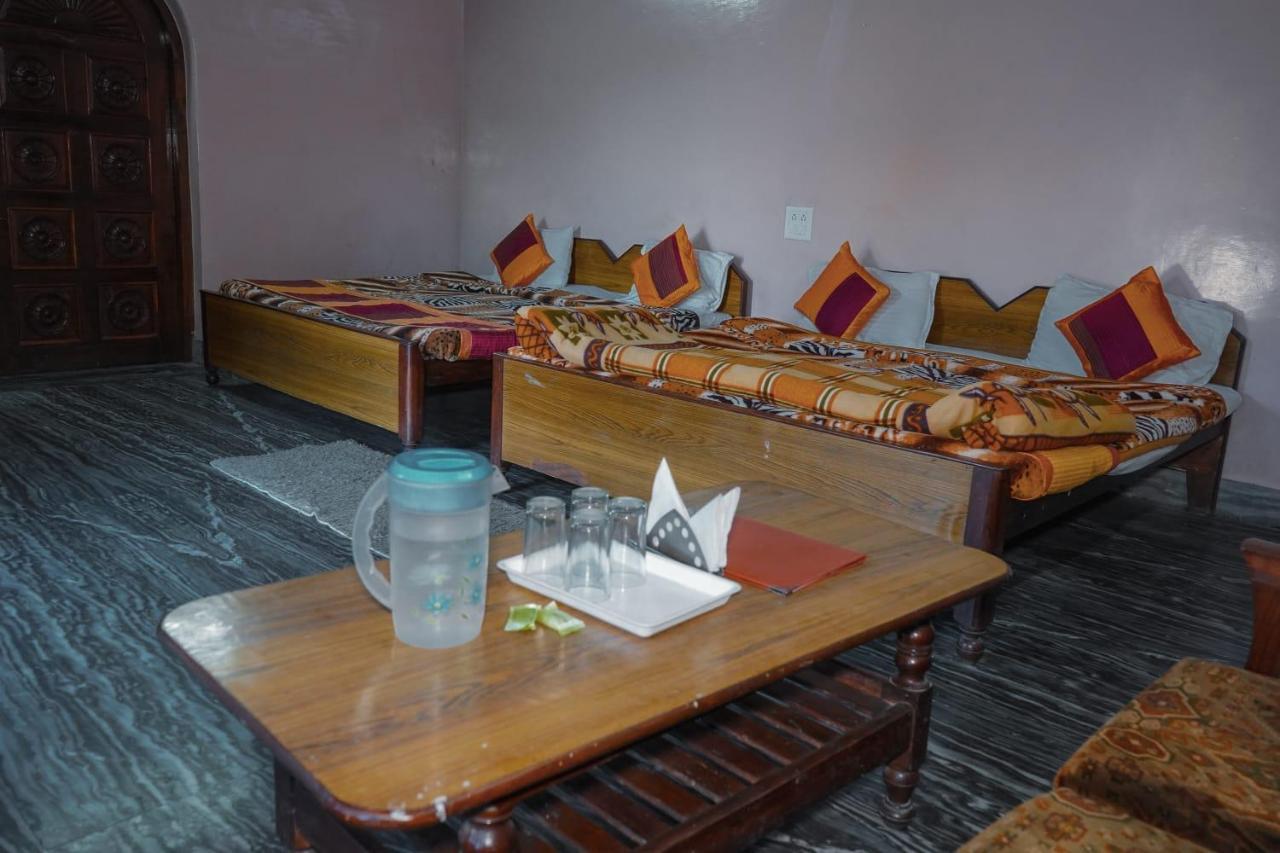 Himalaya Mount View Resort Каусани Екстериор снимка